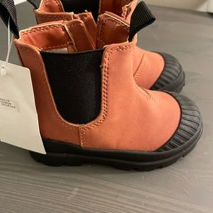 Toddler Boots Size 6